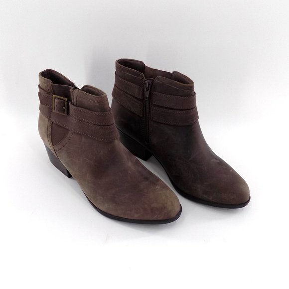 adreena hope bootie clarks